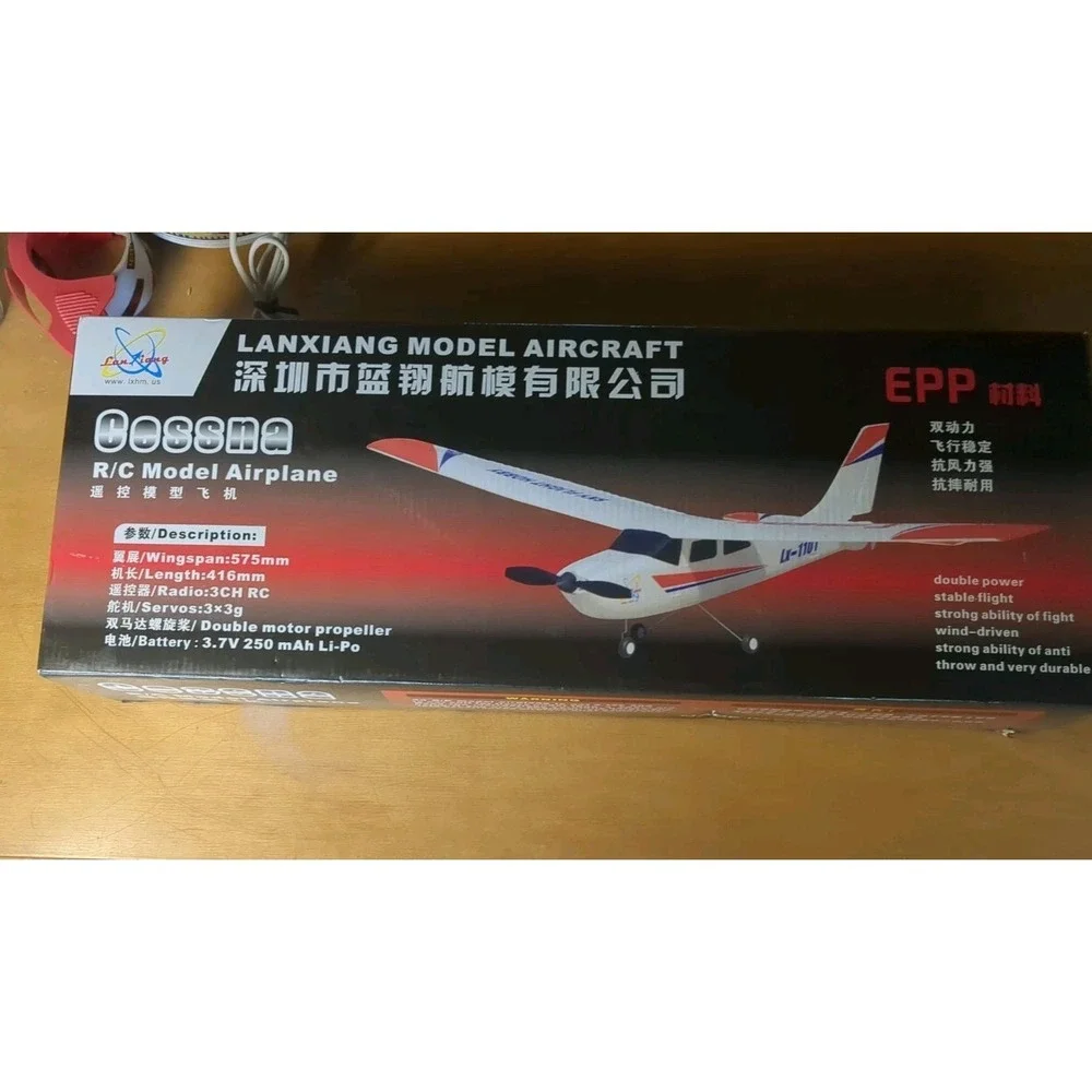 Flyzone Cessna FS Trainer R/C Model - Never Used‎